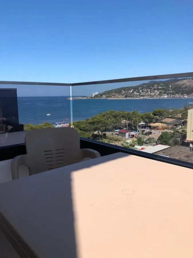 Apartment Holiday Home Lurthi Shengjin